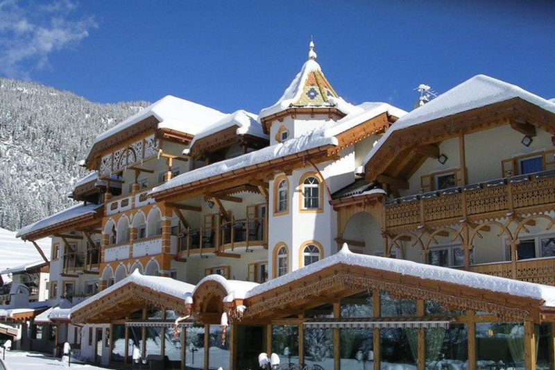 Hotel Renè Dolomites Boutique Hotel - www.hotelrene.com - Tel: 0462764258