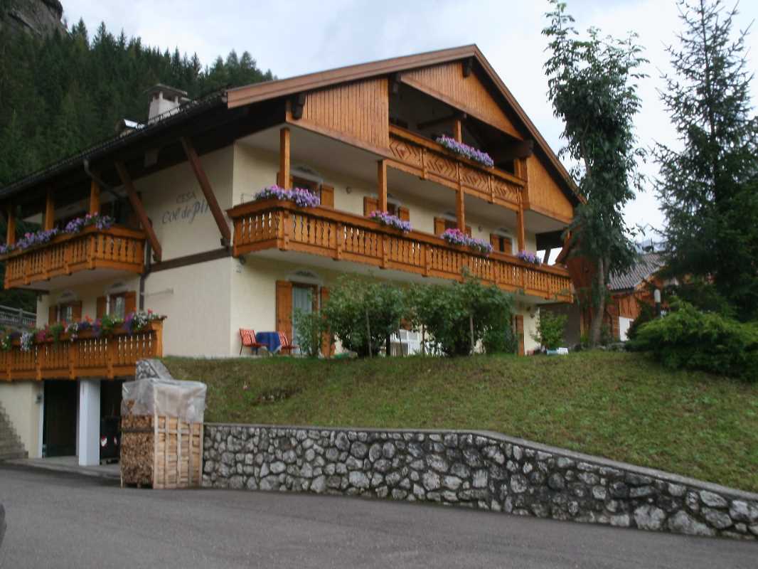 Appartamento a Canazei - Davarda Lina - Col de Pin 13 - Tel: 0462.602589 - Val di Fassa - Trentino