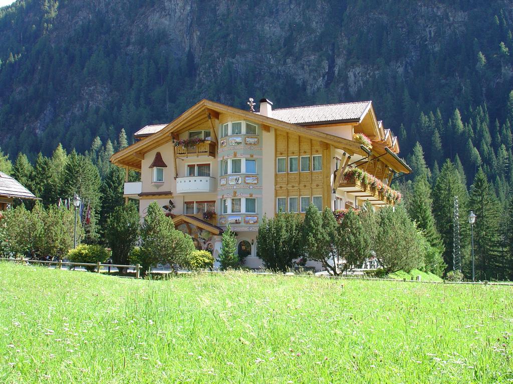 Photogallery Alpenhotel Panorama - Campitello di Fassa